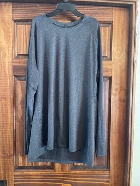 Lululemon Metal Vent Tech 2.0
Long Sleeve XXL